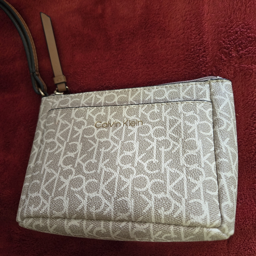 Calvin Klein Brown and Cream Women's Bag - Picture 4 of 4
